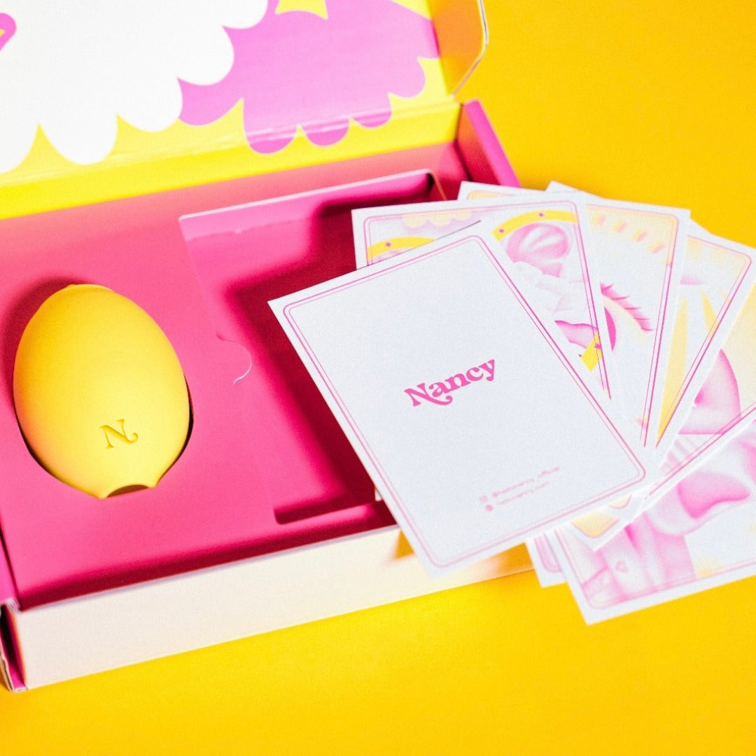 Lemon vibrator with storage pouch
